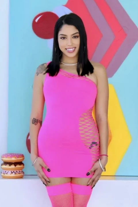 Vanessa Sky Vanessa Sky