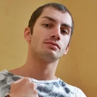 Бен Халлер Oliver Strelly