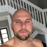 J. Mac