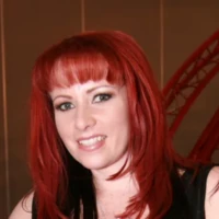 Кайли Айрлэнд Kylie Ireland
