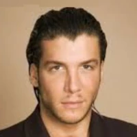 Майк Адриано Mike Adriano